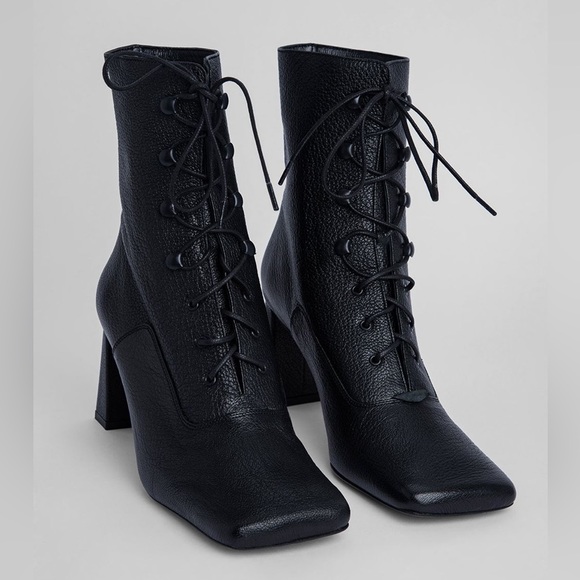 NWT By Far Claude Black Grained Leather boots - Picture 1 of 6